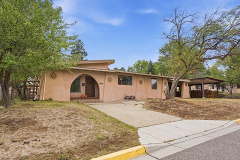 Homes For Sale - 1463 40th Street<br/> Los Alamos, NM 87544