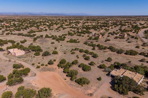 Tiny photo for 4 Azul Place, Santa Fe, NM 87508 (MLS # 202601972)