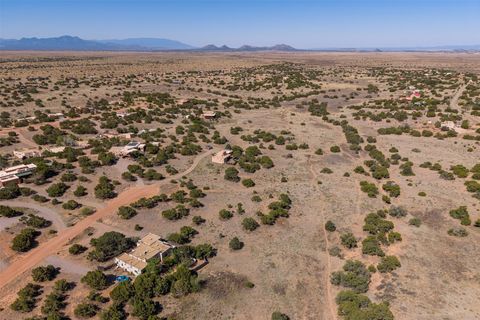 Tiny photo for 4 Azul Place, Santa Fe, NM 87508 (MLS # 202601972)