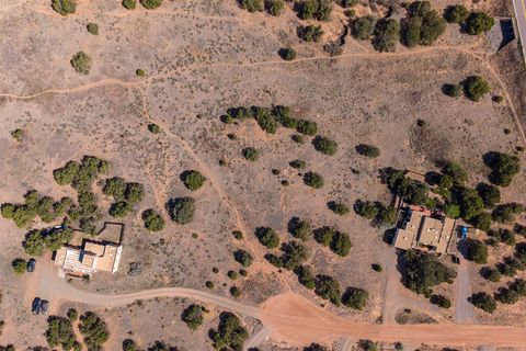 Tiny photo for 4 Azul Place, Santa Fe, NM 87508 (MLS # 202601972)