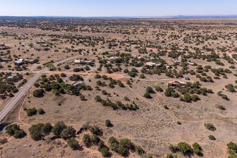 Tiny photo for 4 Azul Place, Santa Fe, NM 87508 (MLS # 202601972)