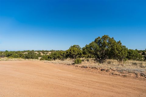 Tiny photo for 4 Azul Place, Santa Fe, NM 87508 (MLS # 202601972)