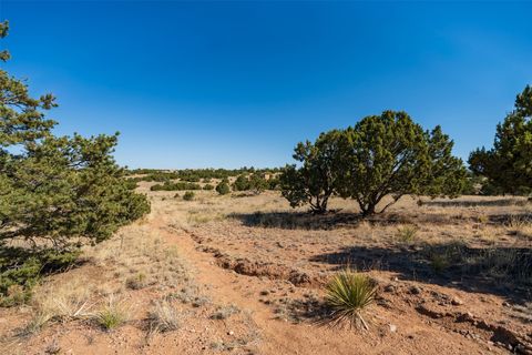Tiny photo for 4 Azul Place, Santa Fe, NM 87508 (MLS # 202601972)
