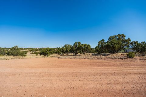 Tiny photo for 4 Azul Place, Santa Fe, NM 87508 (MLS # 202601972)