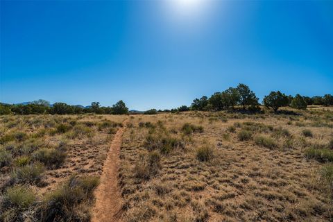 Tiny photo for 4 Azul Place, Santa Fe, NM 87508 (MLS # 202601972)