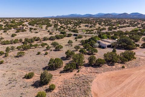 Tiny photo for 4 Azul Place, Santa Fe, NM 87508 (MLS # 202601972)
