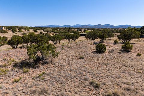 Tiny photo for 4 Azul Place, Santa Fe, NM 87508 (MLS # 202601972)