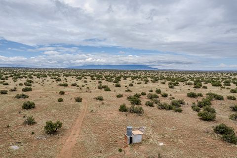 Tiny photo for 28 Cliff View Drive Dr, Cerrillos, NM 87010 (MLS # 202502046)