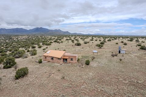 Tiny photo for 28 Cliff View Drive Dr, Cerrillos, NM 87010 (MLS # 202502046)