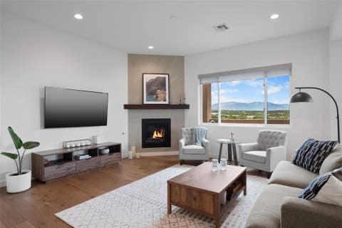 Featured picture for the property 202403675