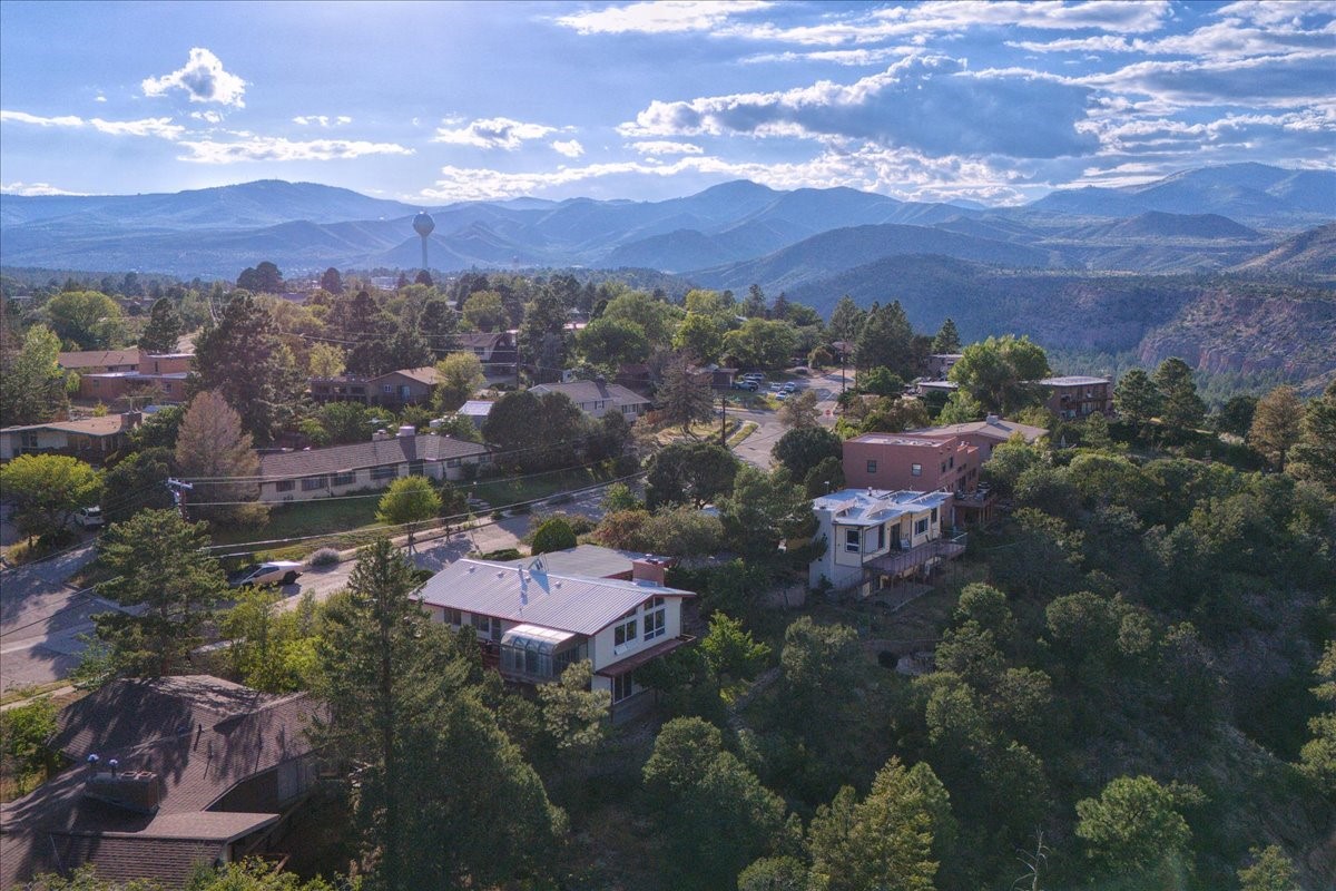 198 Navajo Road, Los Alamos, New Mexico image 32