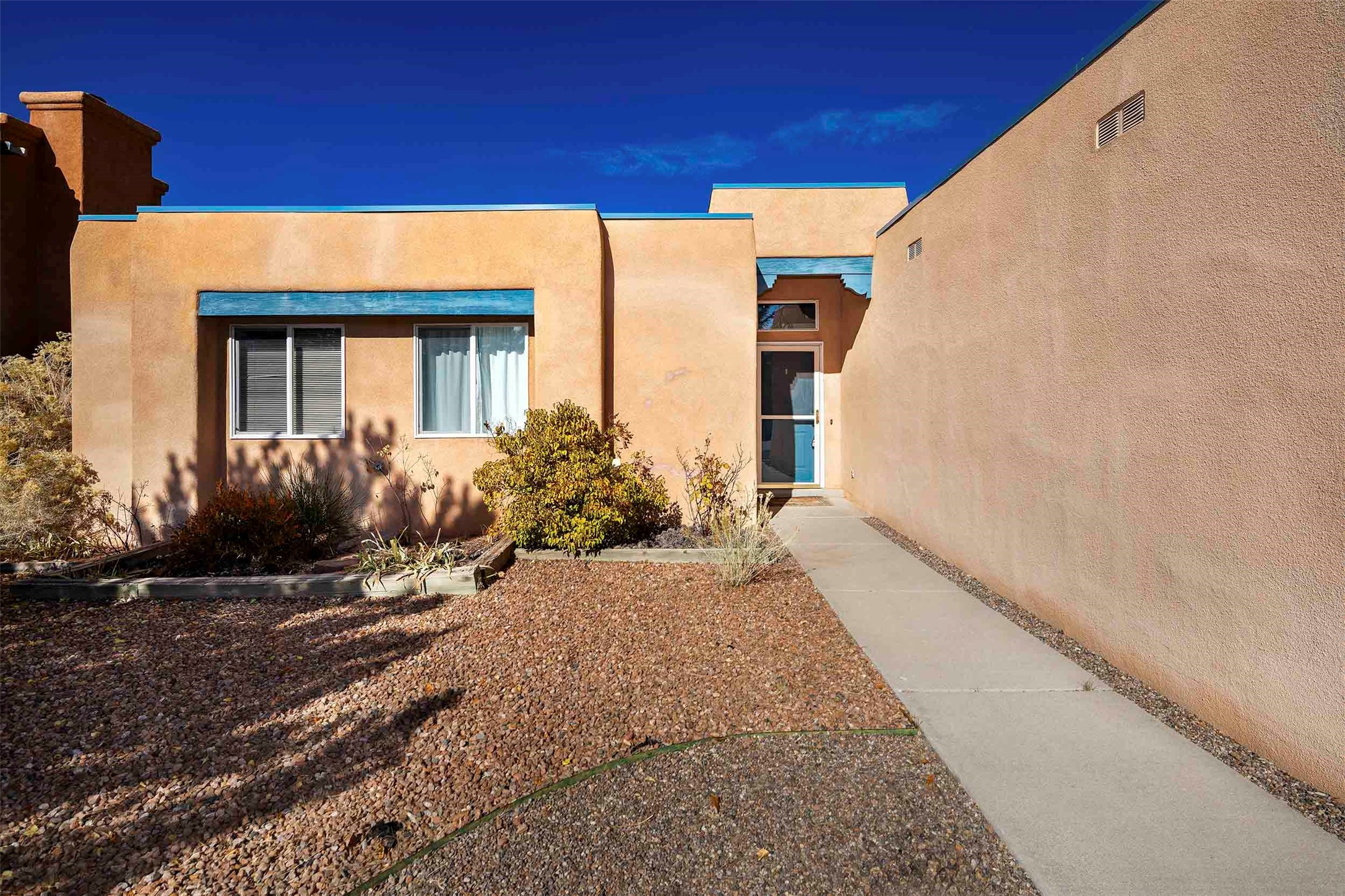 1933 Morris Place, Santa Fe, New Mexico image 2