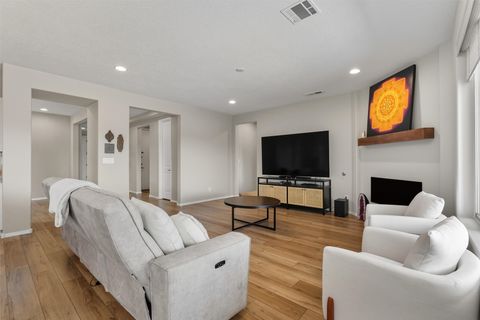 Tiny photo for 32 Wirecrest Lane, Santa Fe, NM 87508 (MLS # 202504305)