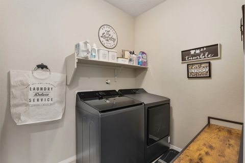 Tiny photo for 32 Wirecrest Lane, Santa Fe, NM 87508 (MLS # 202504305)