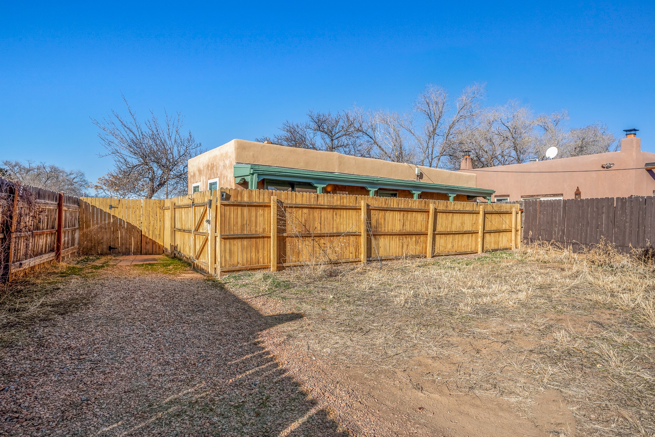 616 1/2 Camino Santa Ana, Santa Fe, New Mexico image 14