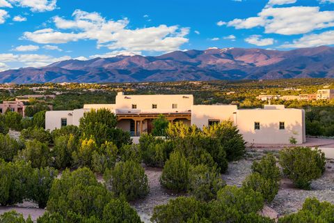 99 Sunflower Drive, Santa Fe, NM 87506 - #: 202502071