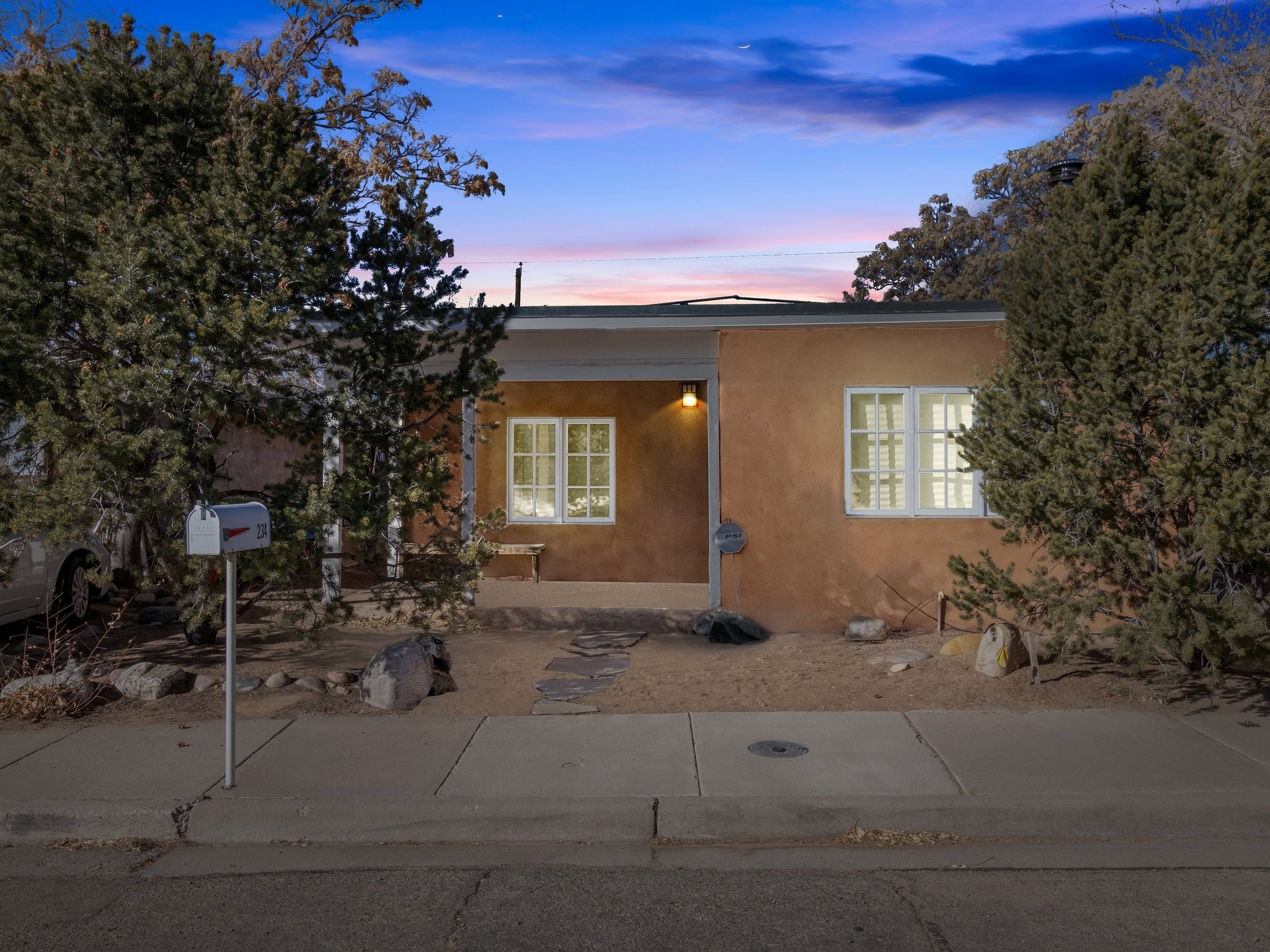 234 Fiesta St, Santa Fe, New Mexico image 1