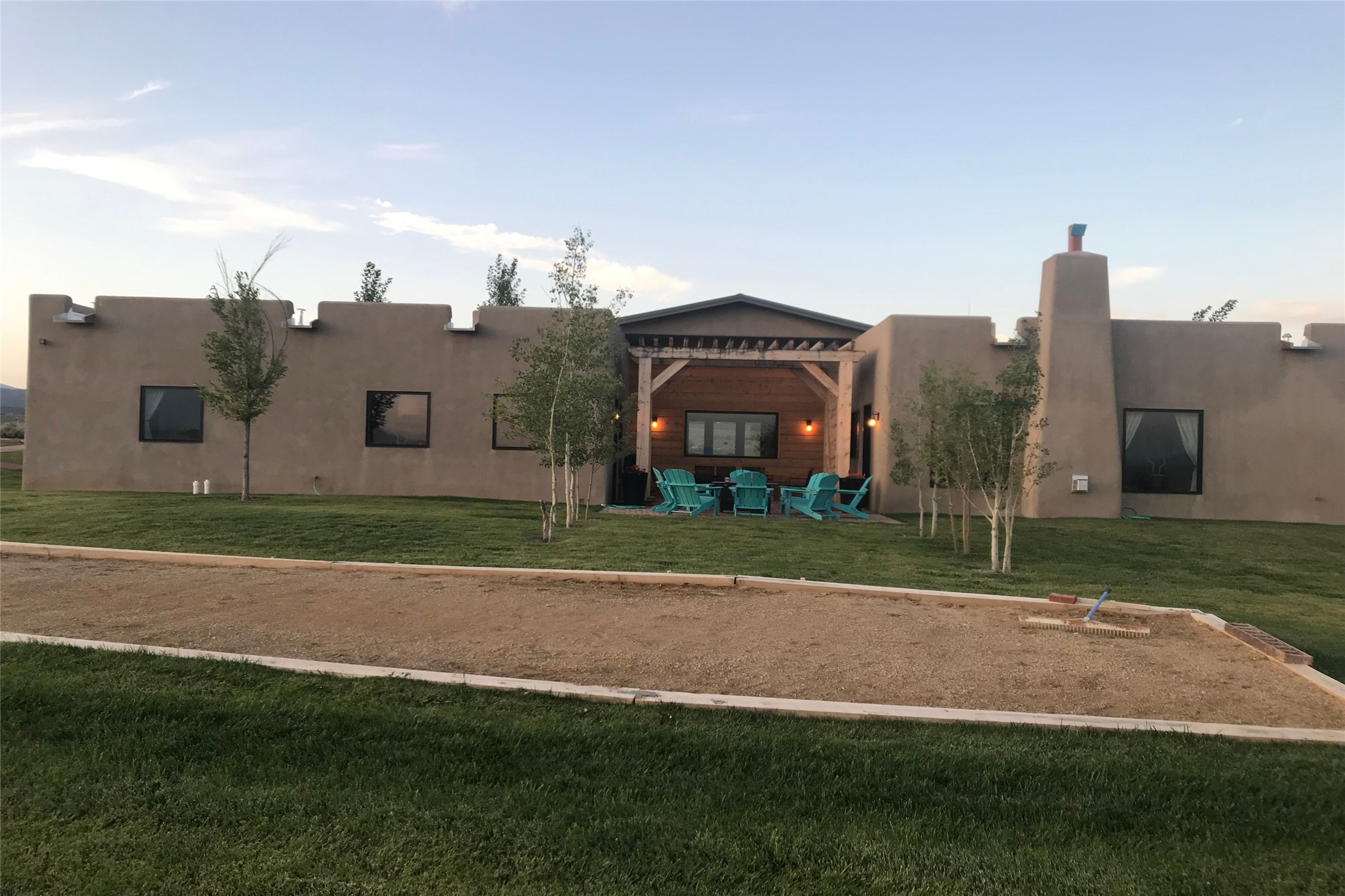 8 Golf Course Drive, Ranchos de Taos, New Mexico image 5