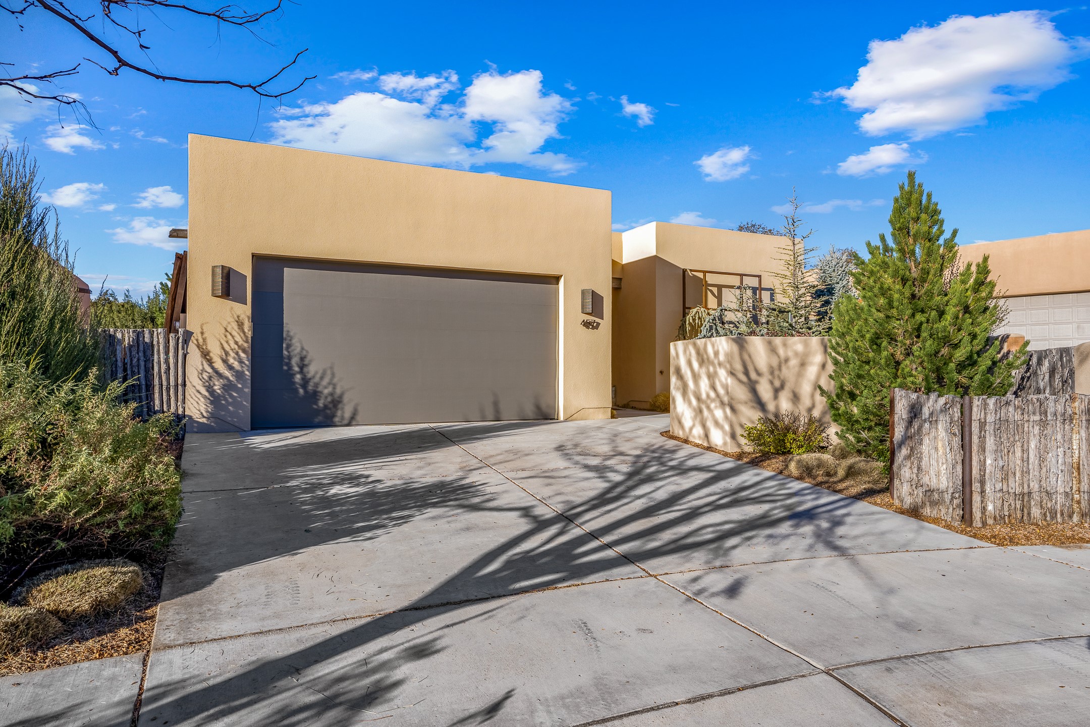 457 Calle Volver, Santa Fe, New Mexico image 2