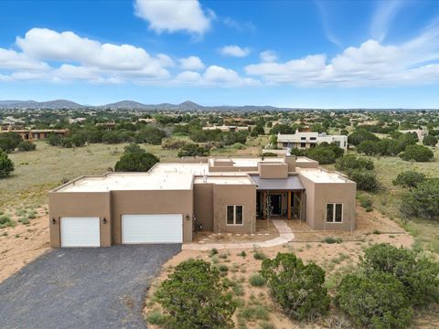 39 Monterey Road, Santa Fe, NM 87508 - #: 202503716