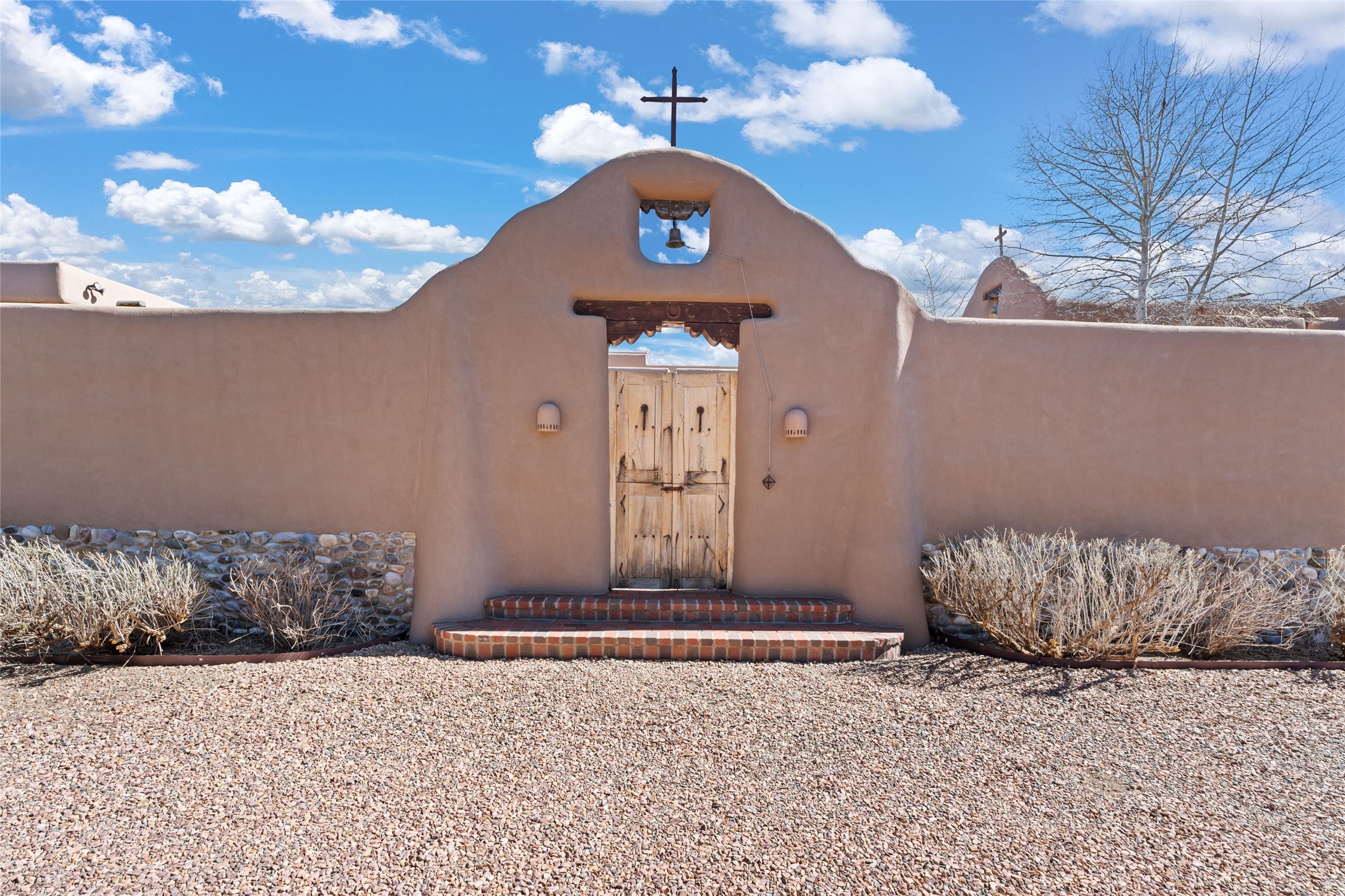 165 Tano Road, Santa Fe, New Mexico image 1