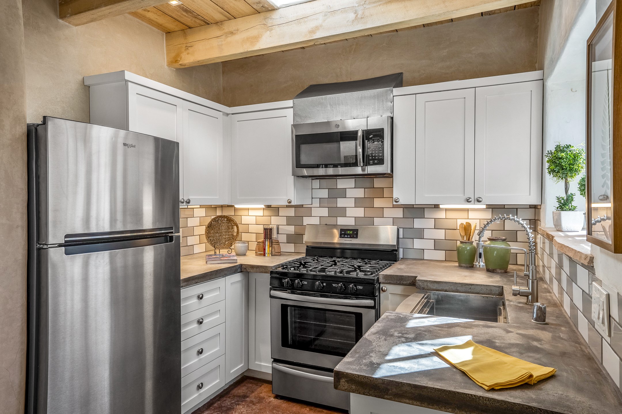534 Hillside Avenue, Santa Fe, New Mexico image 27
