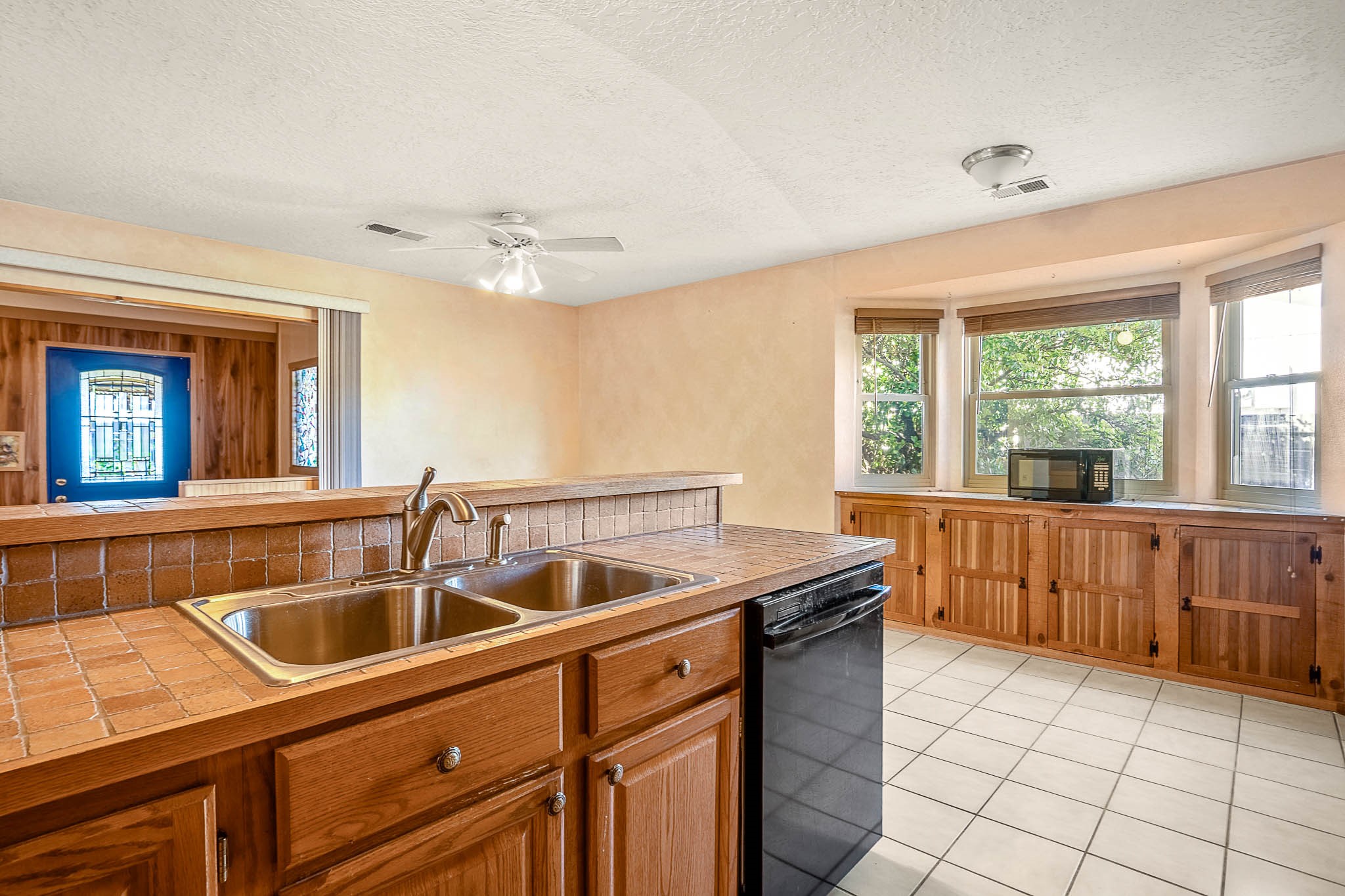 7212 Sunlight Peak Drive, Rio Rancho, New Mexico image 8