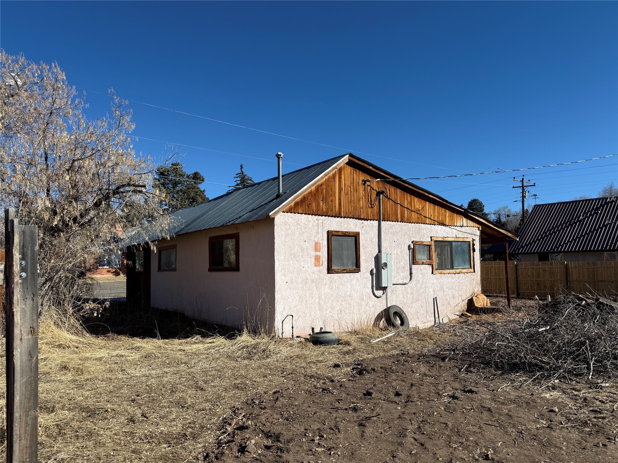 402 Pine Street, Chama, New Mexico image 2