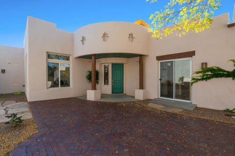 Photo of 28 Brilliant Sky Drive, Santa Fe, NM 87508 (MLS # 202604509)