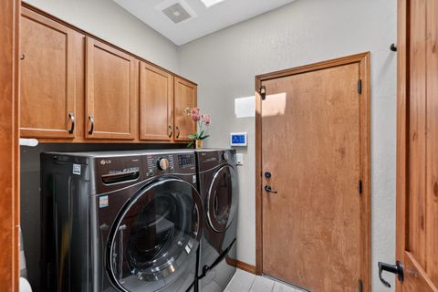 Tiny photo for 33 Caballo Viejo, Santa Fe, NM 87508 (MLS # 202601677)