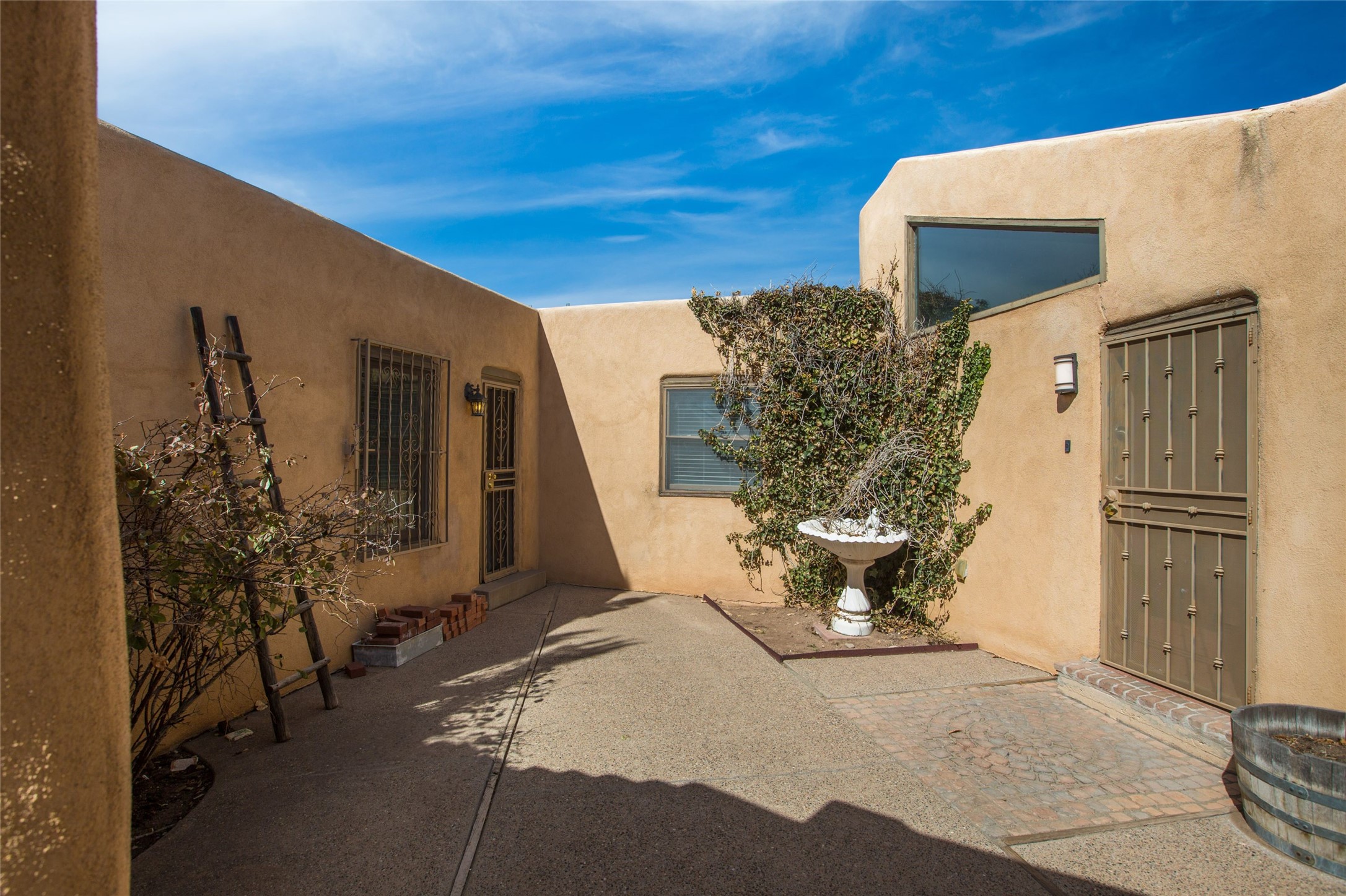 1104 El Alhambra Circle, Los Ranchos, New Mexico image 7