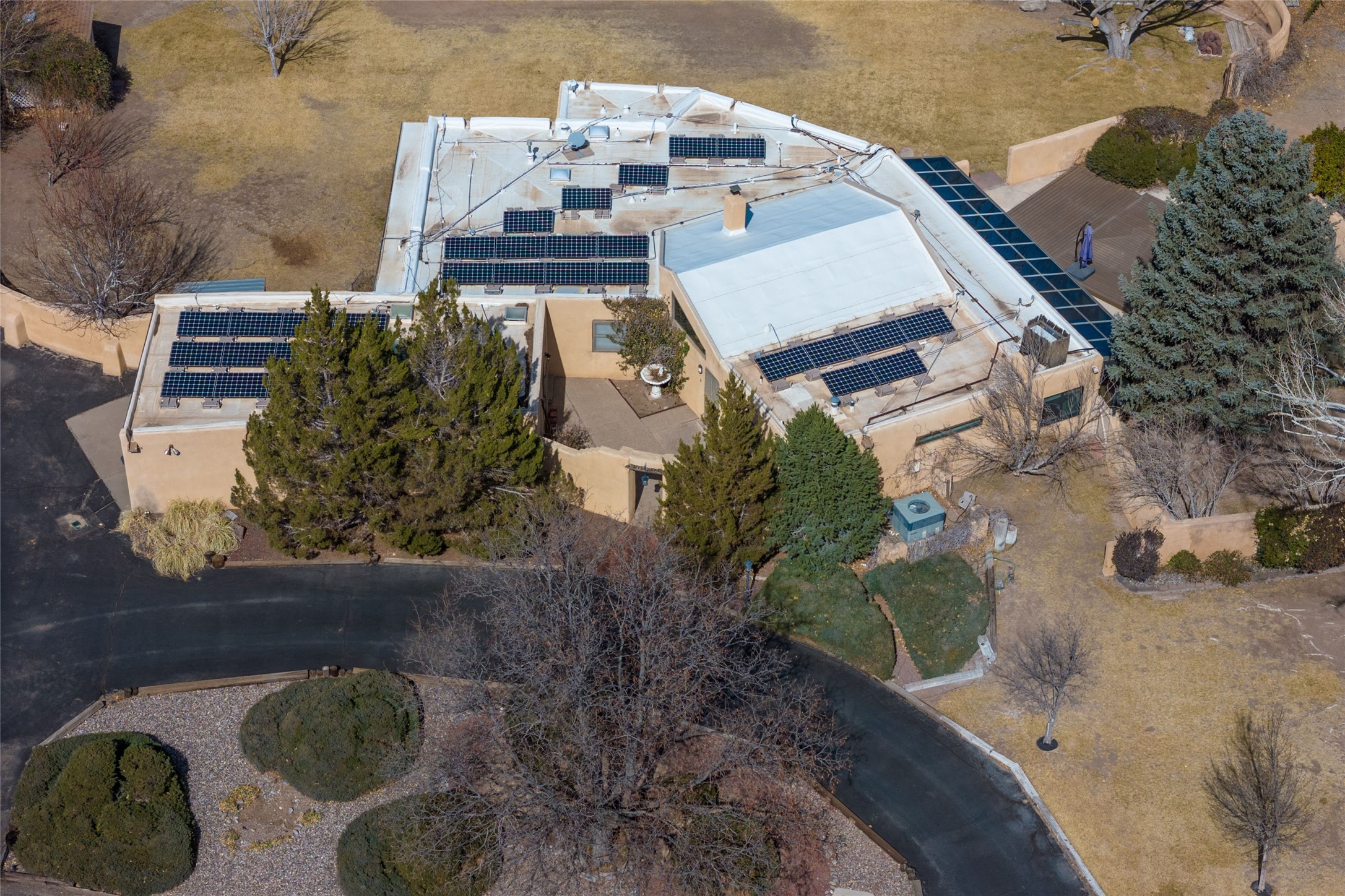 1104 El Alhambra Circle, Los Ranchos, New Mexico image 43