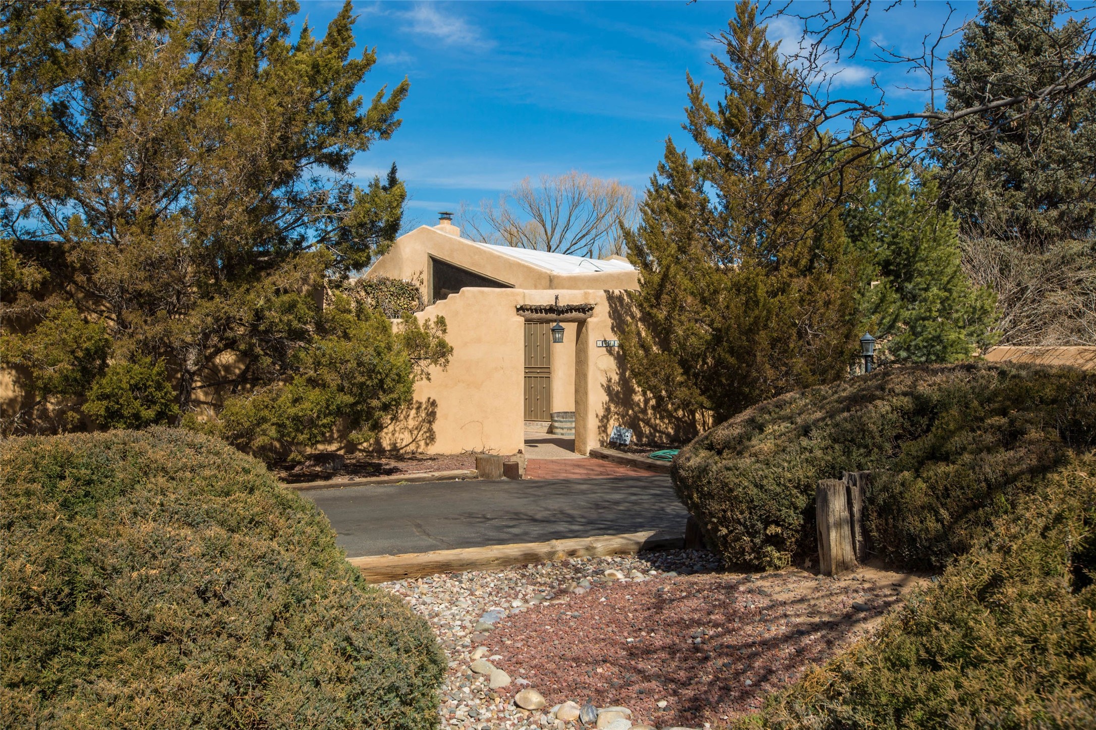 1104 El Alhambra Circle, Los Ranchos, New Mexico image 8