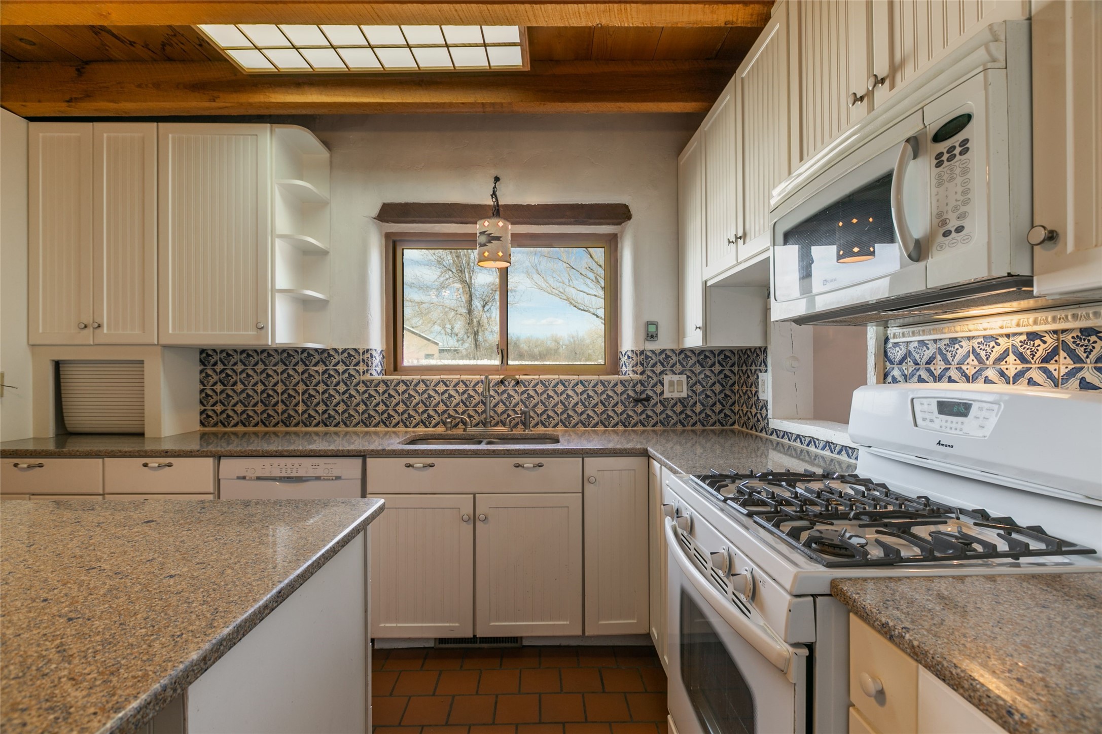 1104 El Alhambra Circle, Los Ranchos, New Mexico image 12