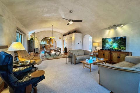 Featured picture for the property 202400477