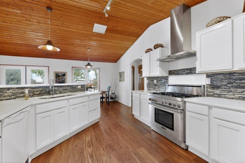 Tiny photo for 10 Blue Mesa Road, Santa Fe, NM 87508 (MLS # 202602004)
