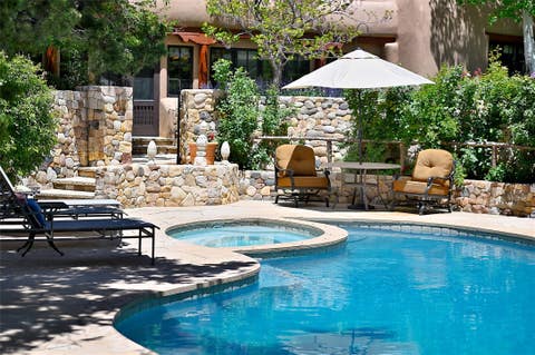 Condo For Sale - 196 Circle Drive<br/> Santa Fe, NM 87501
