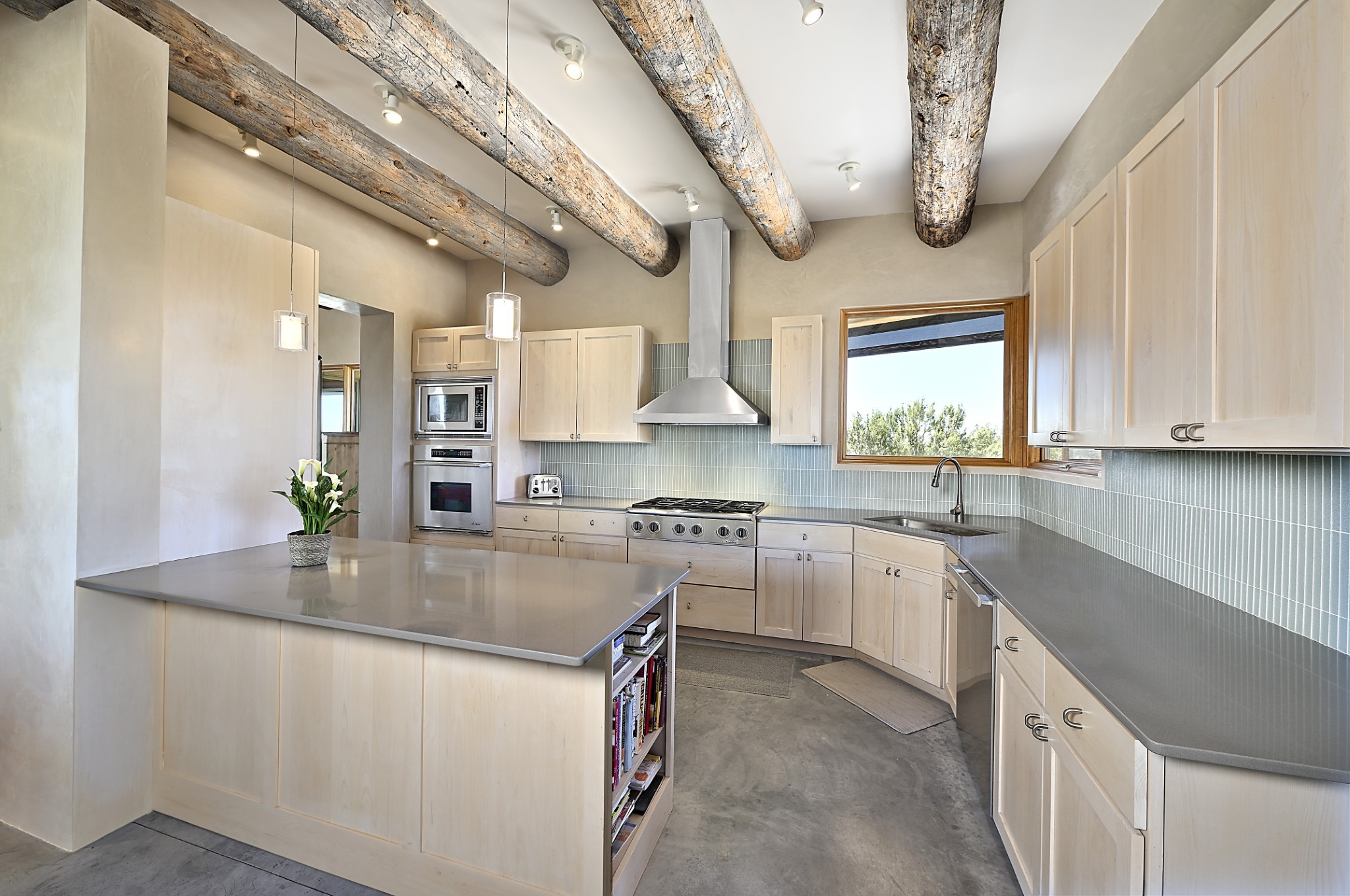 25 Shawnodese, Santa Fe, New Mexico image 14