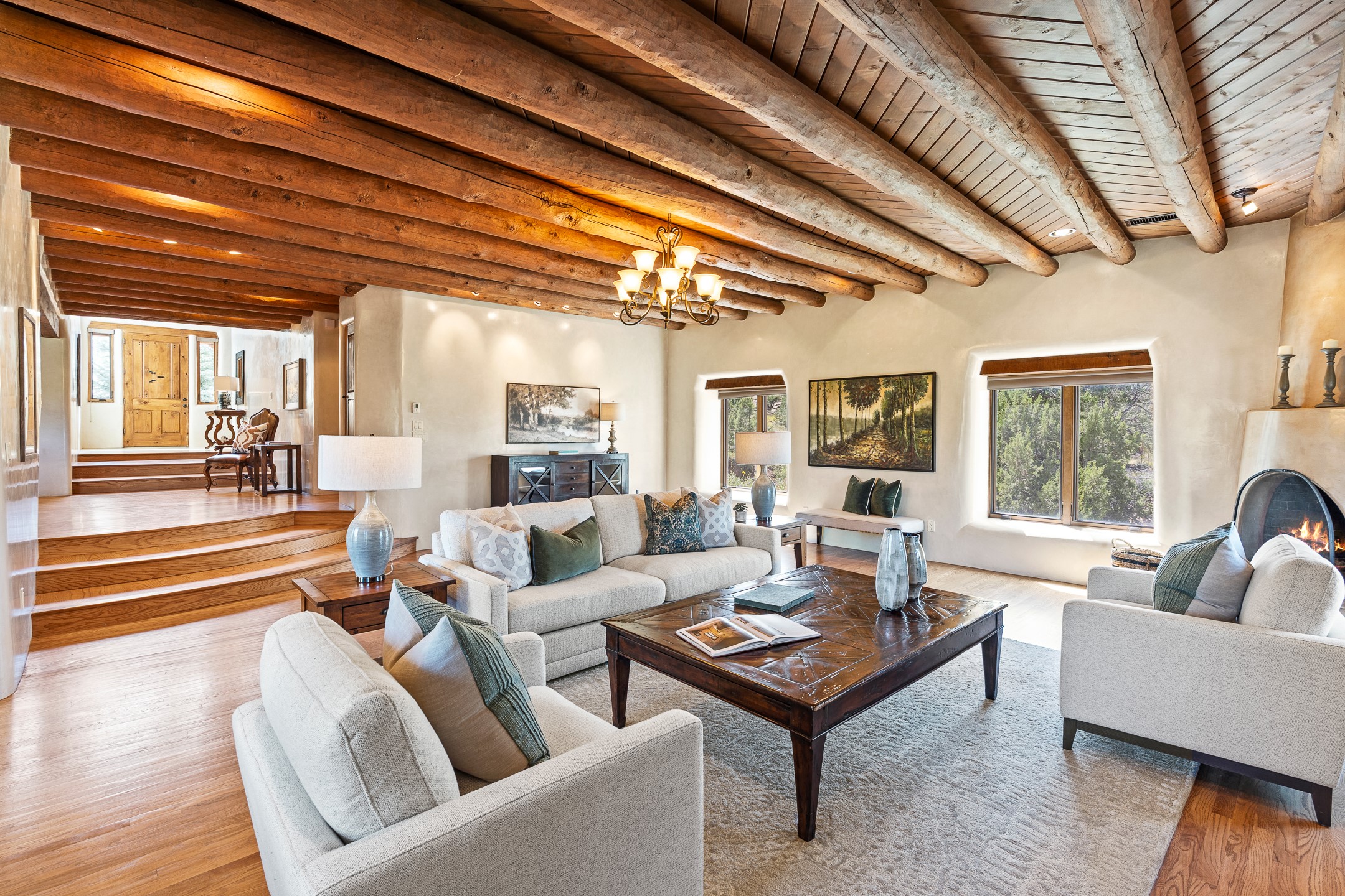 Santa Fe, New Mexico 87505, United States, 5 Bedrooms Bedrooms, ,4 BathroomsBathrooms,Residential,Active,141201