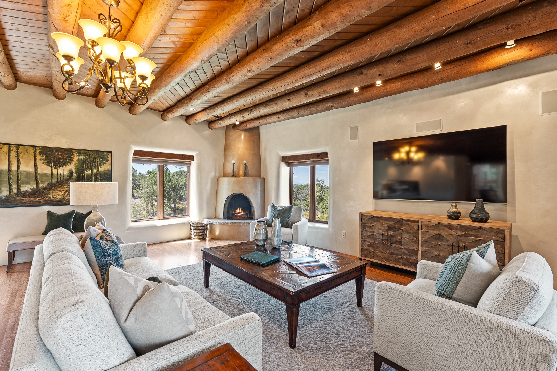 Santa Fe, New Mexico 87505, United States, 5 Bedrooms Bedrooms, ,4 BathroomsBathrooms,Residential,Active,141201