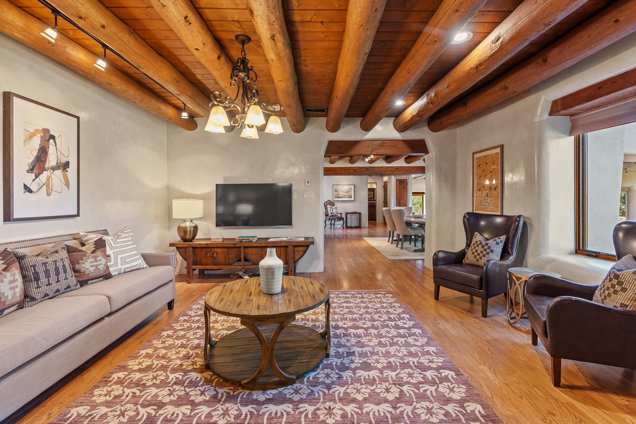 Santa Fe, New Mexico 87505, United States, 5 Bedrooms Bedrooms, ,4 BathroomsBathrooms,Residential,Active,141201