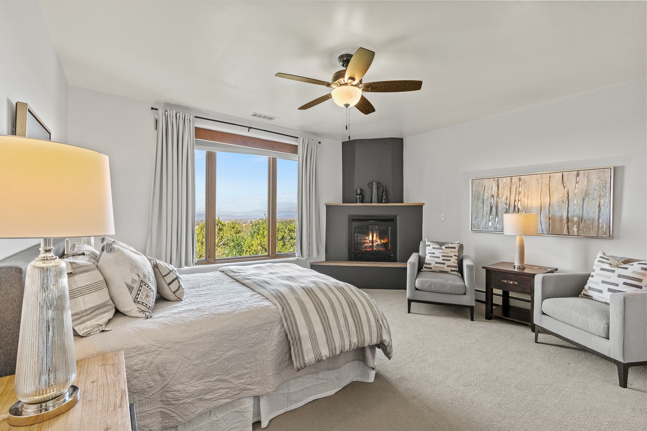 Santa Fe, New Mexico 87505, United States, 5 Bedrooms Bedrooms, ,4 BathroomsBathrooms,Residential,Active,141201