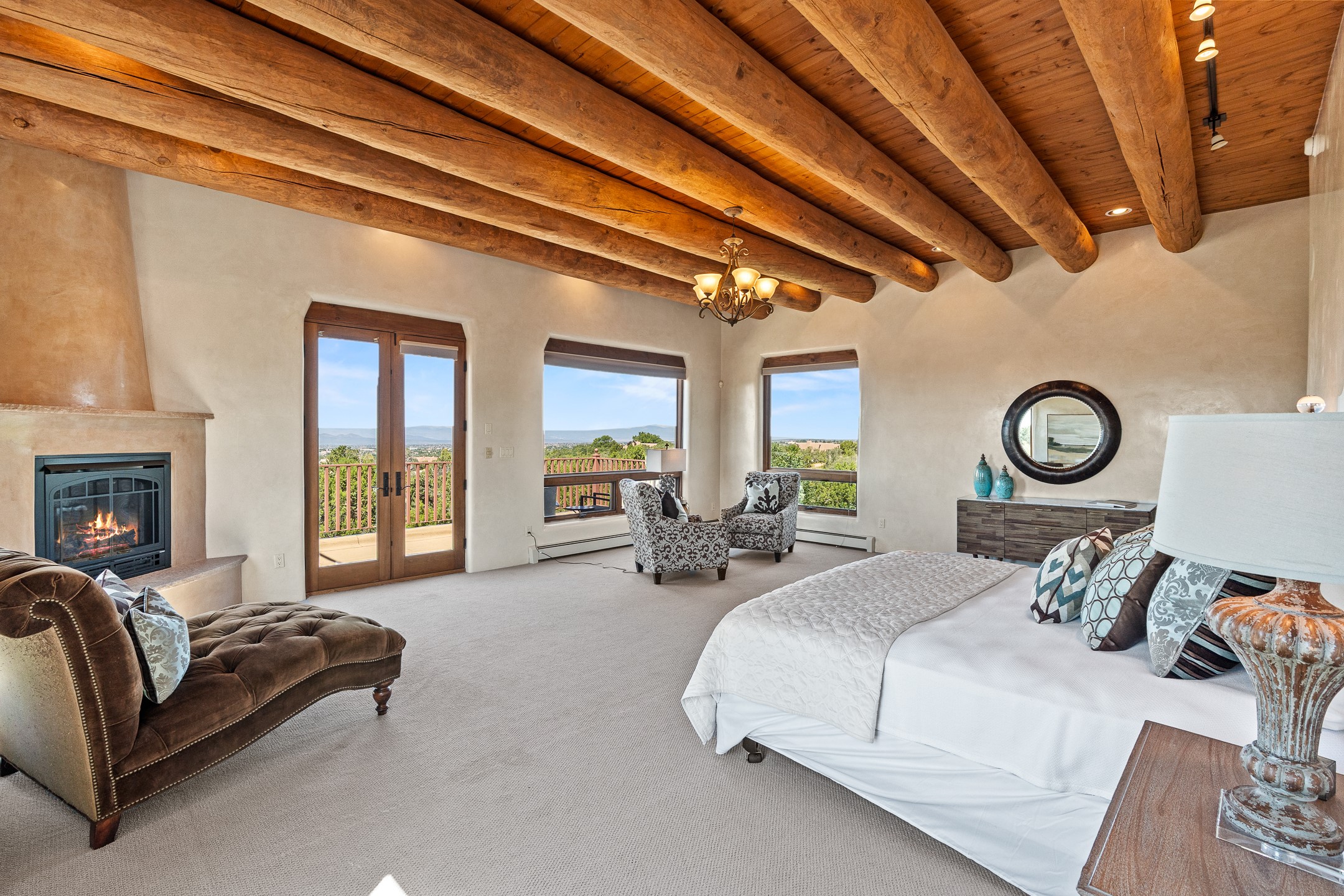 Santa Fe, New Mexico 87505, United States, 5 Bedrooms Bedrooms, ,4 BathroomsBathrooms,Residential,Active,141201