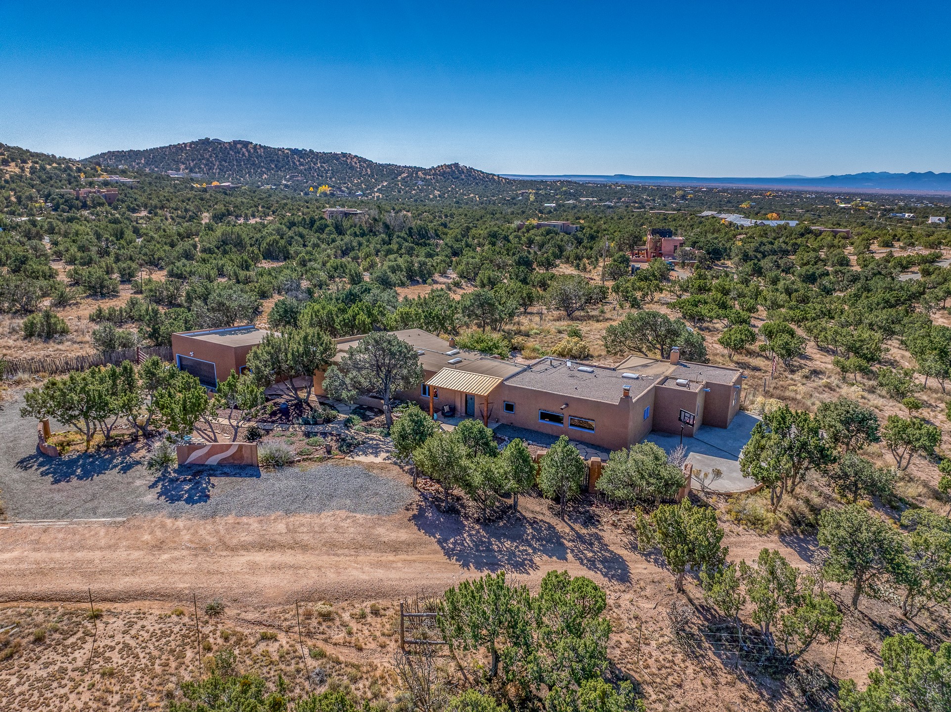 Santa Fe, New Mexico 87508, United States, 4 Bedrooms Bedrooms, ,4 BathroomsBathrooms,Residential,Active,244216