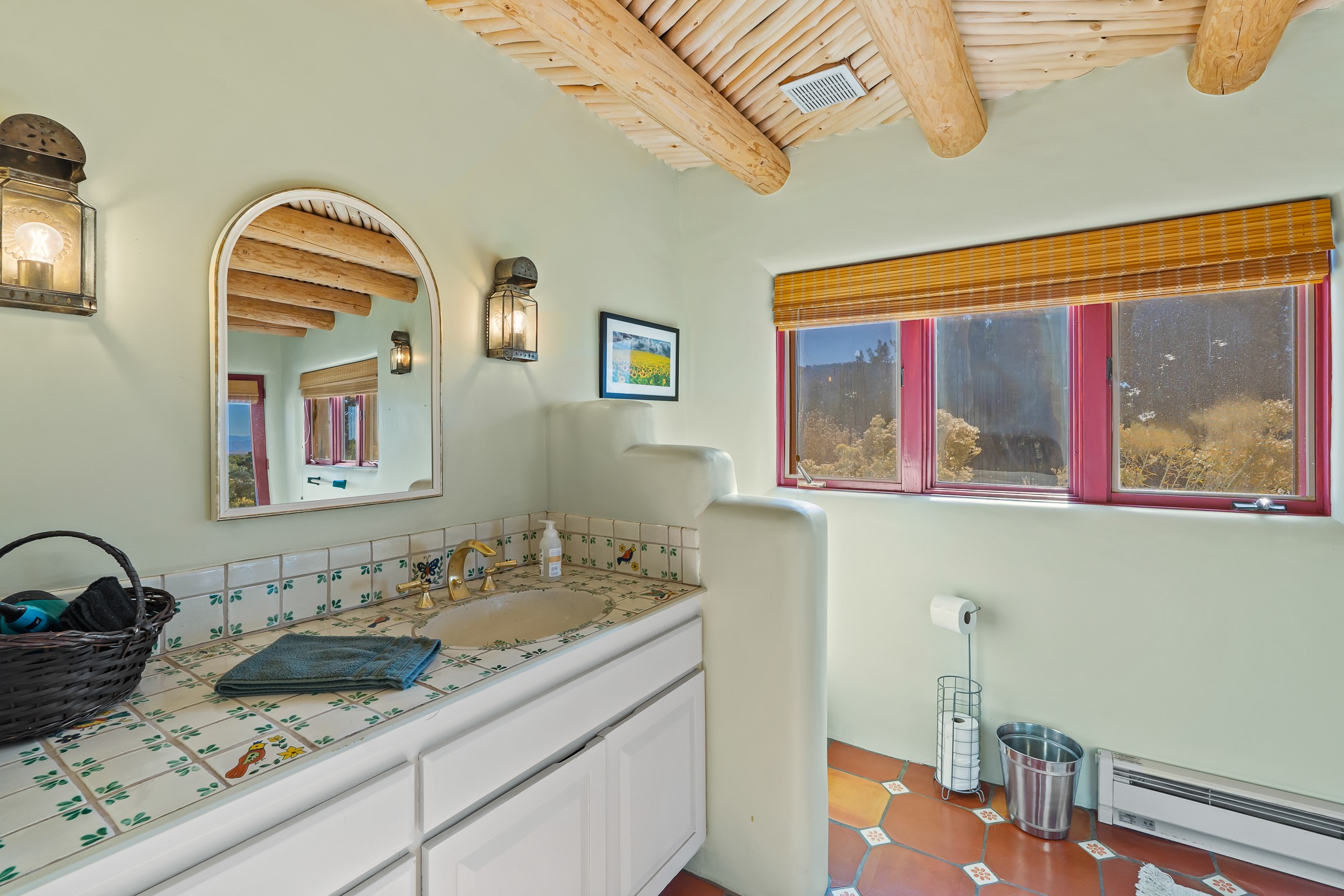 Santa Fe, New Mexico 87508, United States, 4 Bedrooms Bedrooms, ,4 BathroomsBathrooms,Residential,Active,244216