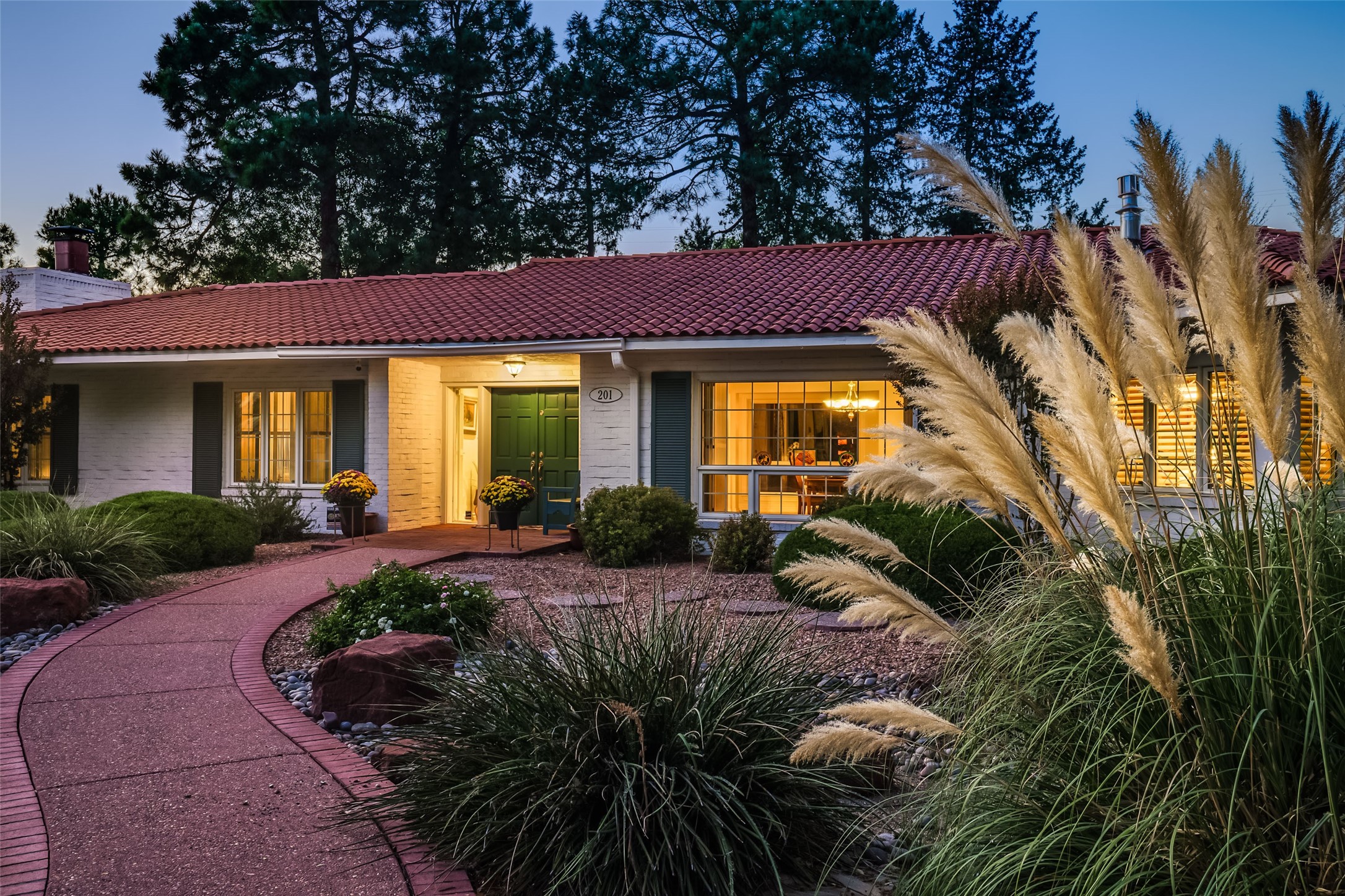 Listing image 1