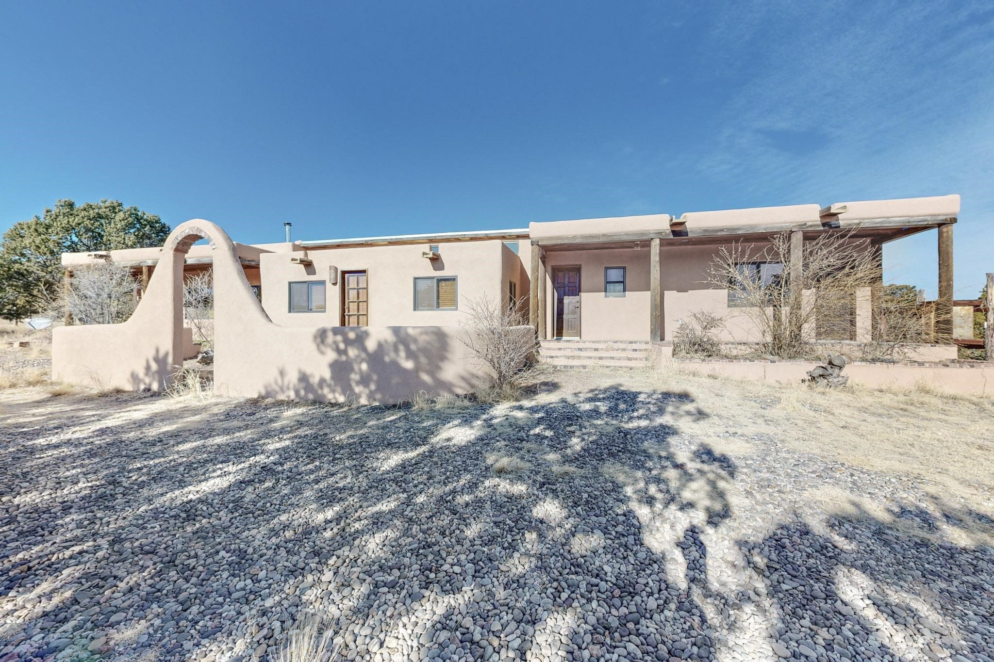 12 Red Hills Lane, Santa Fe, New Mexico image 2