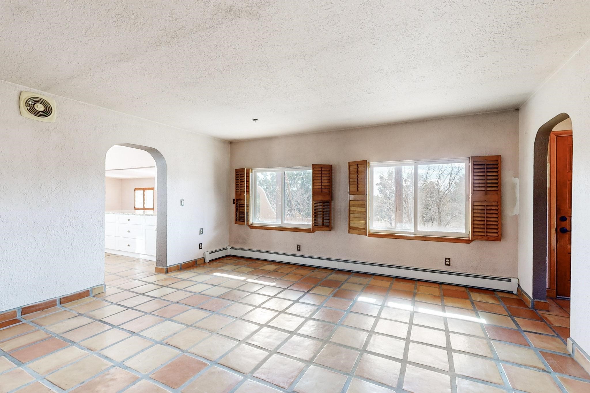 12 Red Hills Lane, Santa Fe, New Mexico image 3