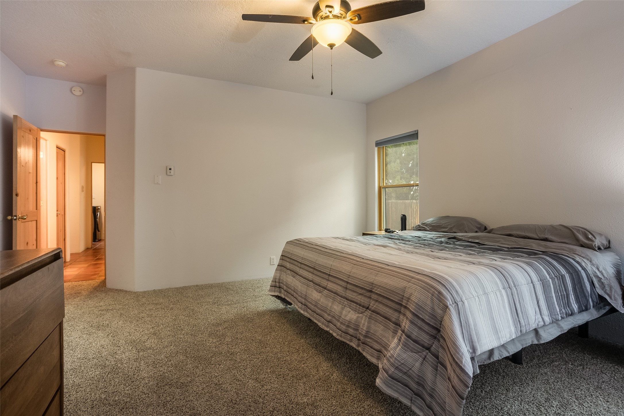 Santa Fe, New Mexico 87507, United States, 3 Bedrooms Bedrooms, ,2 BathroomsBathrooms,Residential,Active,32436