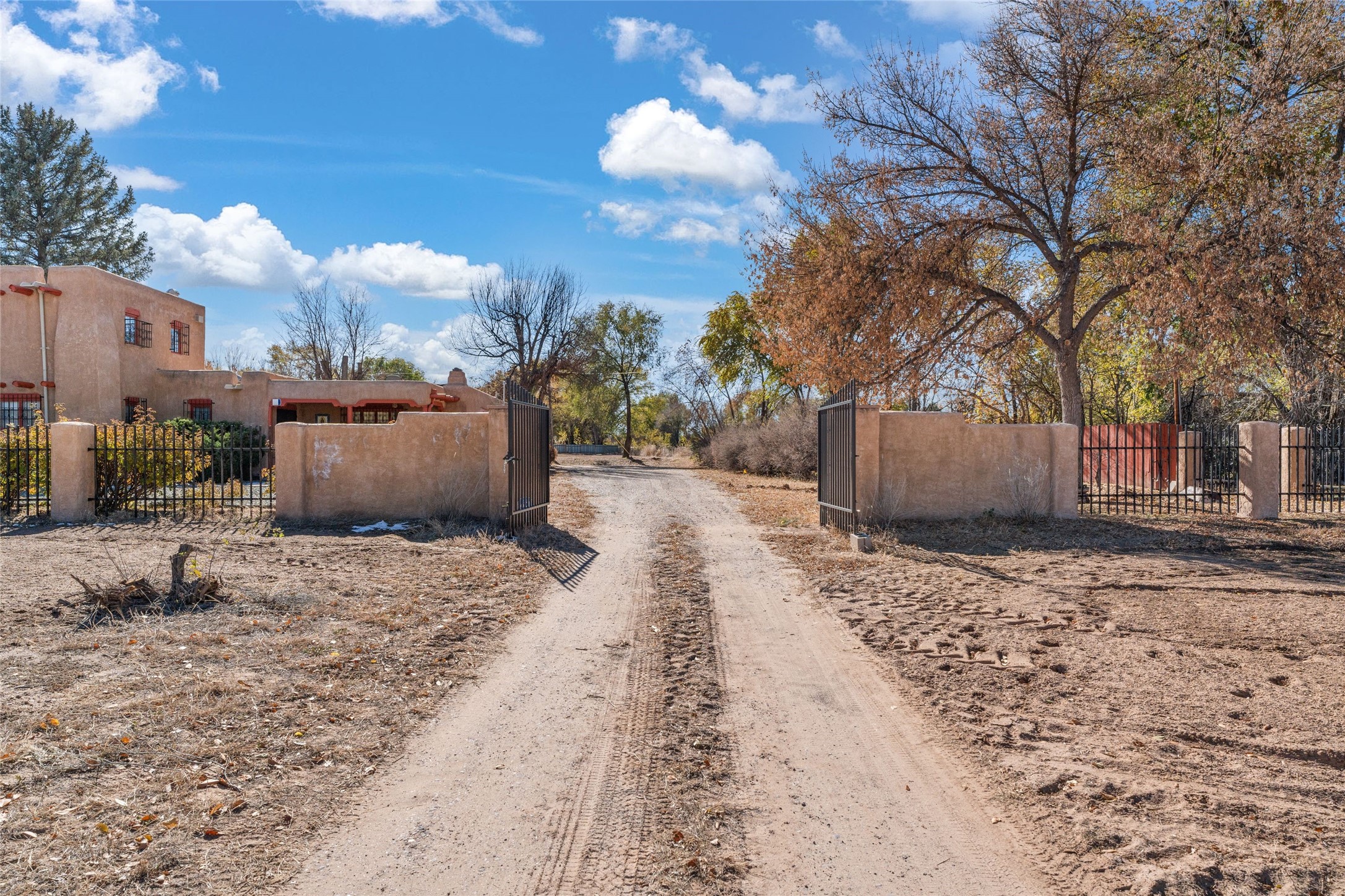 184 Lower San Pedro, Espanola, New Mexico image 2